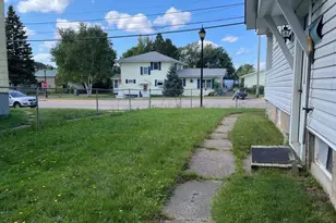 324 S 4th Ave E, Ely, MN 55731 - Photo 38