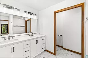 311 Hartley Hls Ln, Duluth, MN 55803 - Photo 46