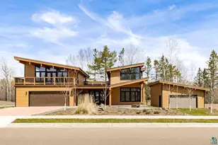311 Hartley Hls Ln, Duluth, MN 55803 - Photo 2