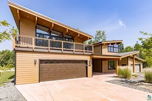 311 Hartley Hls Ln, Duluth, MN 55803 - Photo 10