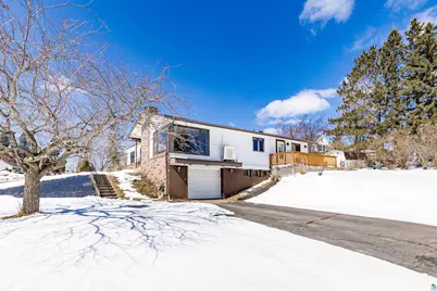 2009 Hutchinson Rd, Duluth, MN 55811 - Photo 2