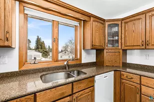 2009 Hutchinson Rd, Duluth, MN 55811 - Photo 18