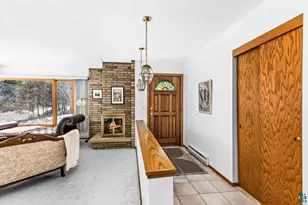 2009 Hutchinson Rd, Duluth, MN 55811 - Photo 4