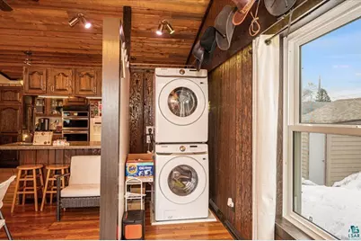 2248 Ensign St, Duluth, MN 55811 - Photo 10