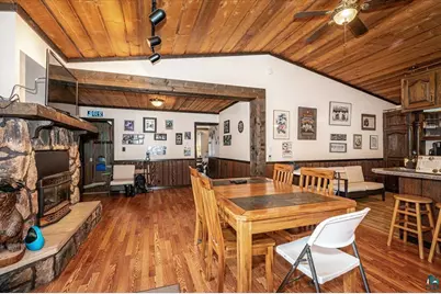 2248 Ensign St, Duluth, MN 55811 - Photo 8