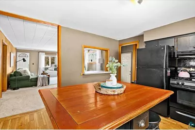 408 Summit Ave, Proctor, MN 55810 - Photo 10