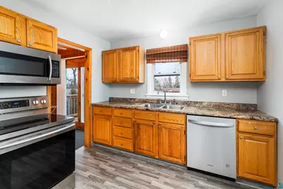 5116 Ivanhoe St, Duluth, MN 55804 - Photo 10