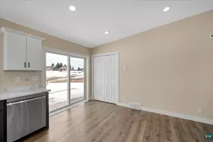 611 Wrenshall St, Wrenshall, MN 55797 - Photo 16