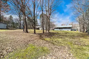 908 Jasper St, Cloquet, MN 55720 - Photo 8