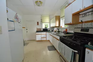 1026 E 3rd St, Duluth, MN 55805 - Photo 12