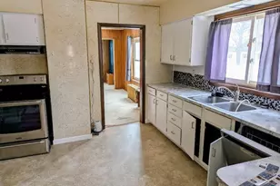 119 E Michigan Ave, Gilbert, MN 55741 - Photo 10