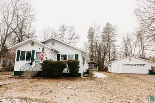 423 13th St, Cloquet, MN 55720 - Photo 2