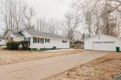 423 13th St, Cloquet, MN 55720 - Photo 1