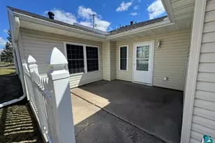 2103 Miller Creek Dr, Duluth, MN 55811 - Photo 2