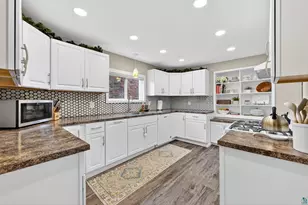 1821 E 4th St, Superior, WI 54880 - Photo 12