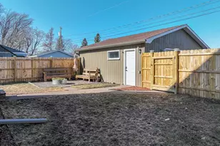 1821 E 4th St, Superior, WI 54880 - Photo 30