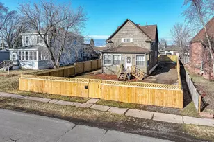 1821 E 4th St, Superior, WI 54880 - Photo 36