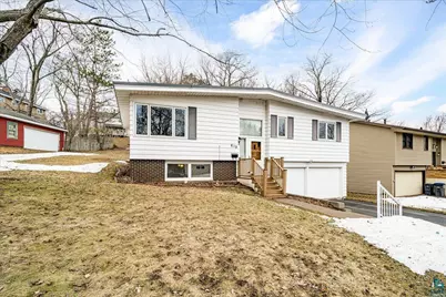 619 Leicester Ave, Duluth, MN 55803 - Photo 2