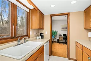 619 Leicester Ave, Duluth, MN 55803 - Photo 12