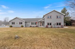 5827 Cedar Ave, Superior, WI 54880 - Photo 2