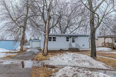23 Bell Cr, Silver Bay, MN 55614 - Photo 4