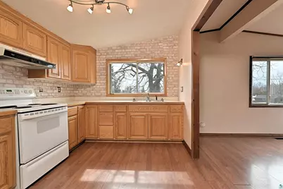 18 Banks Blvd, Silver Bay, MN 55614 - Photo 8