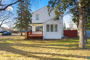 2201 Cumming Ave, Superior, WI 54880 - Photo 2