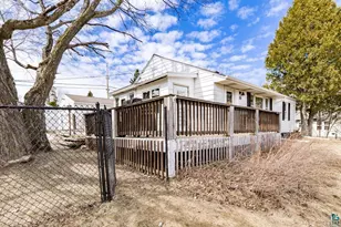 301 St Paul Ave, Duluth, MN 55803 - Photo 48