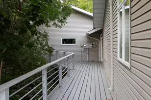1002 Martha St, Duluth, MN 55805 - Photo 18