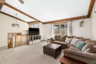 6917 Pond Dr, Eveleth, MN 55734 - Photo 14
