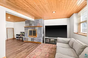 2928 E Superior St, Duluth, MN 55812 - Photo 32