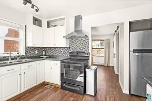 2928 E Superior St, Duluth, MN 55812 - Photo 16