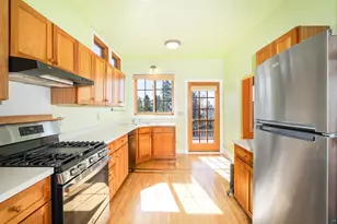 1118 E 6th St, Duluth, MN 55805 - Photo 10