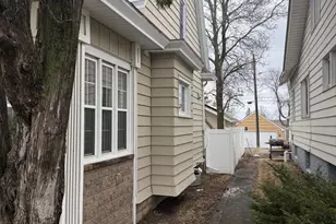 805 Harrison St, Eveleth, MN 55734 - Photo 2