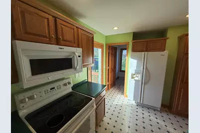 502 Spring Creek Cr #-, Baraboo, WI 53913 - Photo 10