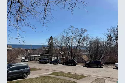 525 W 4th St, Duluth, MN 55806 - Photo 34