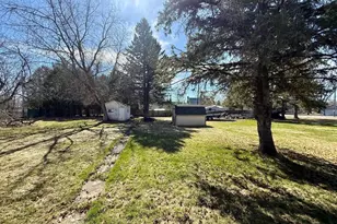609 14th Ave E, Ashland, WI 54806 - Photo 12
