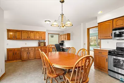 718 6th Ave, Two Harbors, MN 55616 - Photo 18