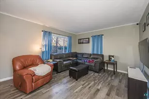 2208 W 8th St, Duluth, MN 55806 - Photo 4