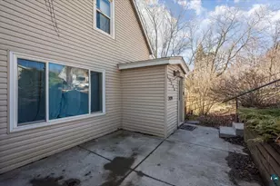 2208 W 8th St, Duluth, MN 55806 - Photo 2