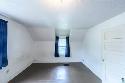 230 2nd St NW, Chisholm, MN 55719 - Photo 10