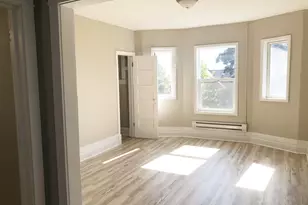 611 E 6th St, Duluth, MN 55805 - Photo 38