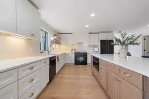 2166 E Detroit St, Superior, WI 54880 - Photo 8