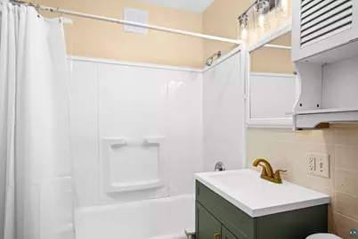 821 N 19th Ave E, Duluth, MN 55812 - Photo 10