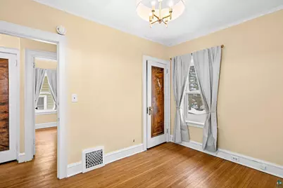 821 N 19th Ave E, Duluth, MN 55812 - Photo 10