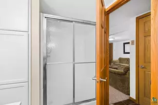517 N Arlington Ave, Duluth, MN 55811 - Photo 30