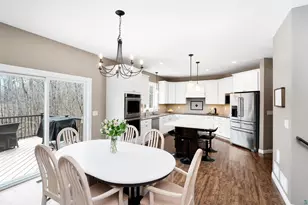 510 Crystal Dr, Duluth, MN 55811 - Photo 12