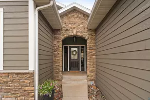 510 Crystal Dr, Duluth, MN 55811 - Photo 2