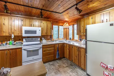 1347 Walsh Rd, Ely, MN 55731 - Photo 10
