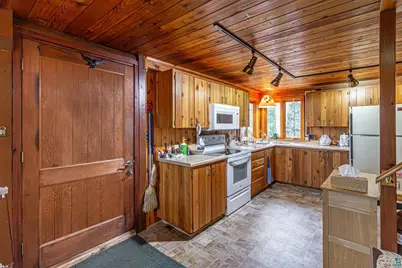 1347 Walsh Rd, Ely, MN 55731 - Photo 16